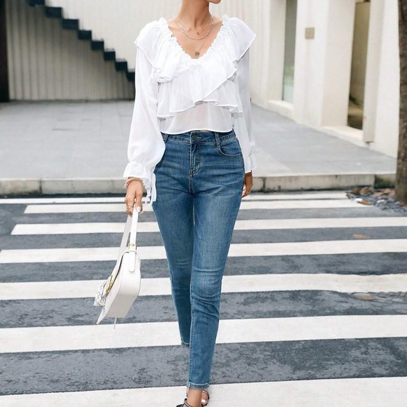 White Boho Womens Off Shoulder Ruffle Trim Flounce Sleeve Blouse - Picture 4 of 5